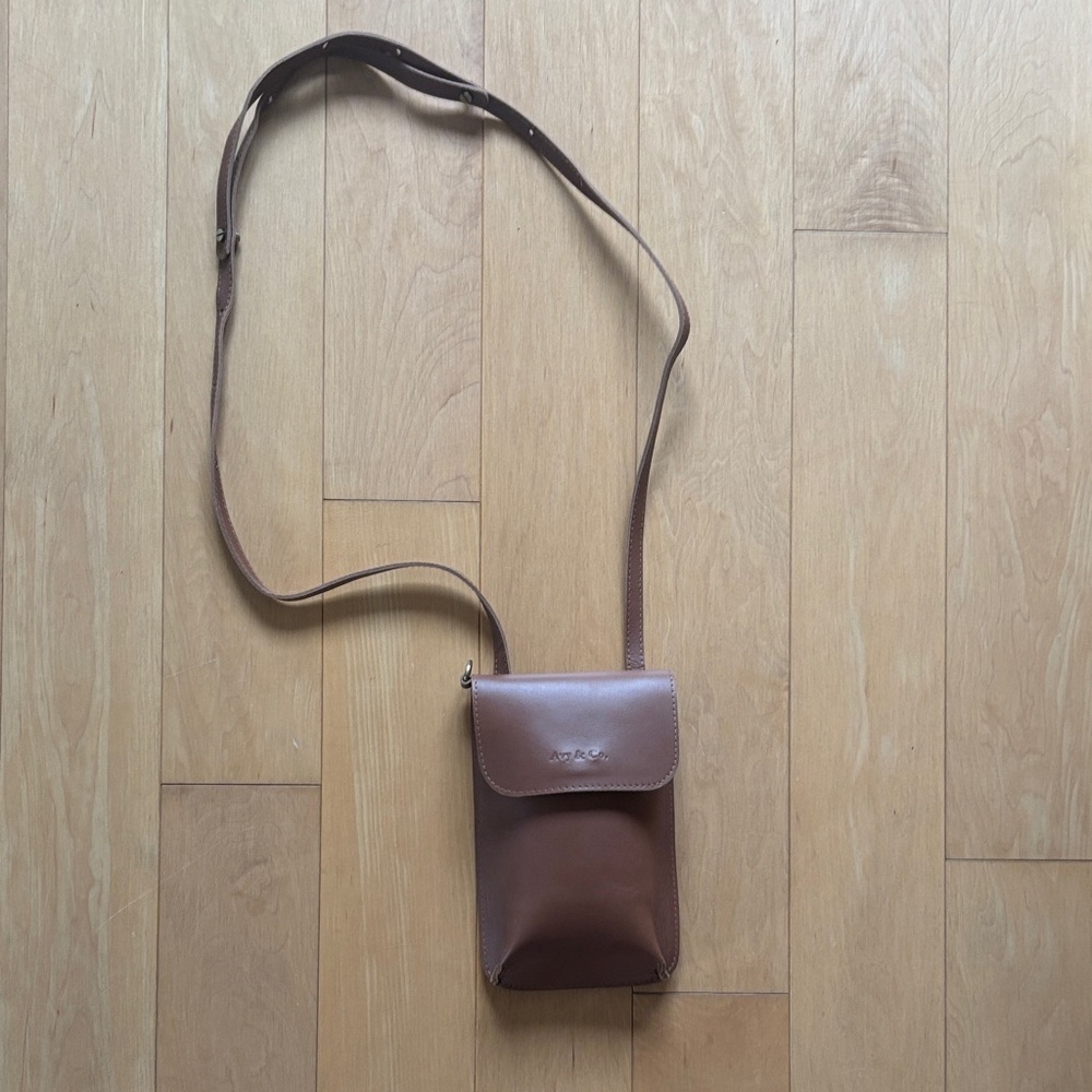 Avy and co little brown crossbody
